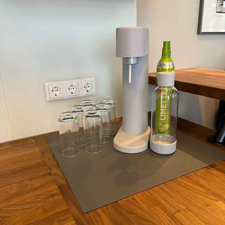 Luxus-loft Mit Sauna, Freistehende Badewanne, Balkon, Stellplatz Lägenhet