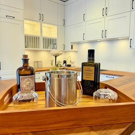Luxus-loft Mit Sauna, Freistehende Badewanne, Balkon, Stellplatz Oldenburg