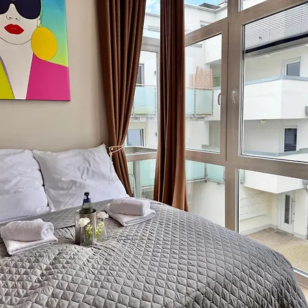 Luxus-loft Mit Sauna, Freistehende Badewanne, Balkon, Stellplatz