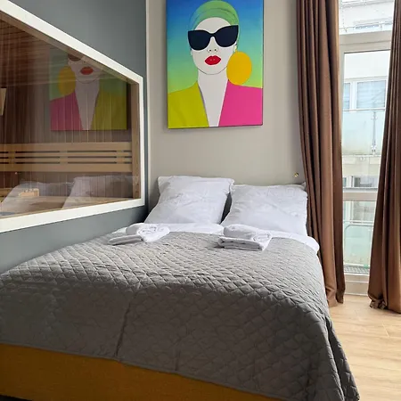 Lägenhet Luxus-loft Mit Sauna, Freistehende Badewanne, Balkon, Stellplatz *
