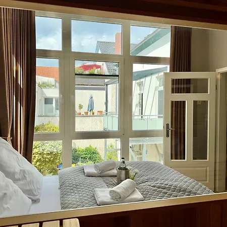 Luxus-loft Mit Sauna, Freistehende Badewanne, Balkon, Stellplatz