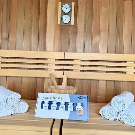 Luxus-loft Mit Sauna, Freistehende Badewanne, Balkon, Stellplatz Lägenhet Oldenburg